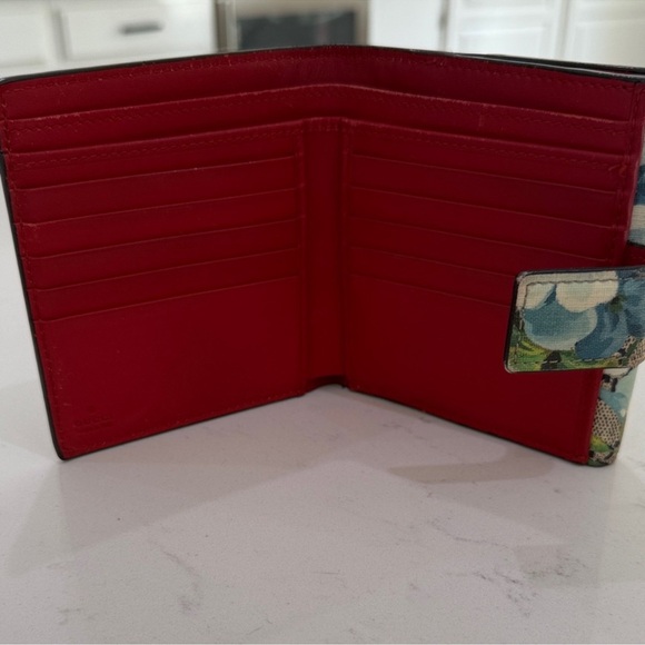 EUC AUTH Gucci in Bloom - Blue Bi-Fold Wallet *Stunning* LIMITED EDITION - Picture 7 of 12